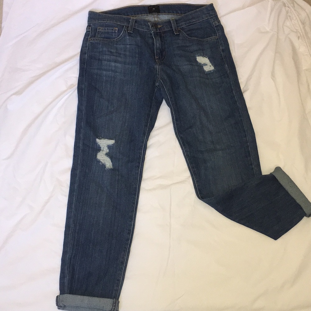 Ripped jeans